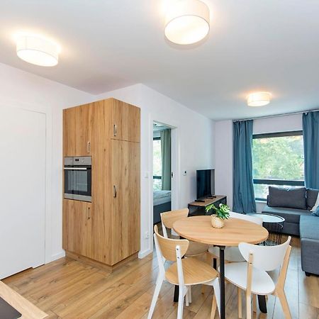 Awanport Rentyear Apartments 그디니아 외부 사진