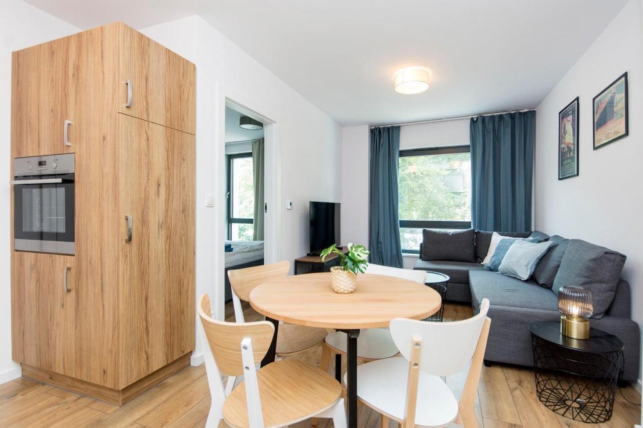 Awanport Rentyear Apartments 그디니아 외부 사진